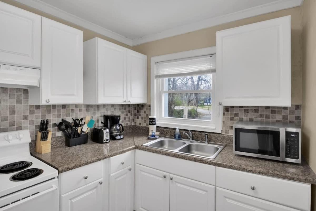 2-Bedroom Pet-Friendly Apartment In East Knoxville Eksteriør billede